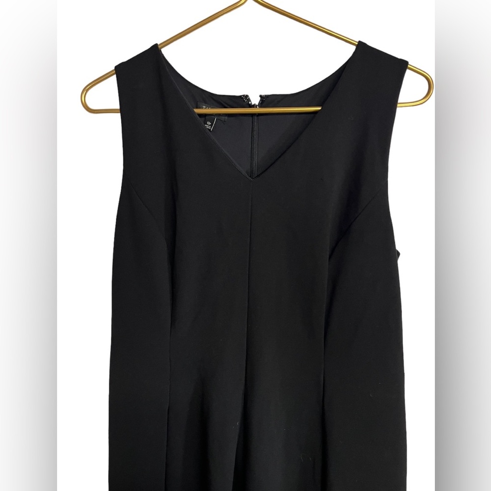 Talbots 12P black dress with white eyelet bottom and zip up back - Picture 4 of 7